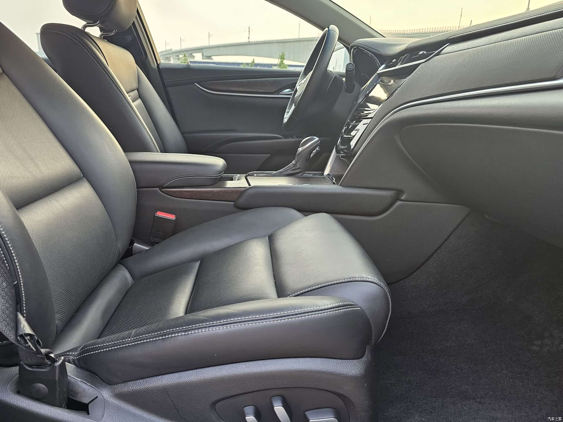 Cadillac XTS, 2020 10