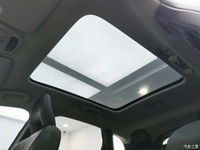 Volvo V40, 2018 7
