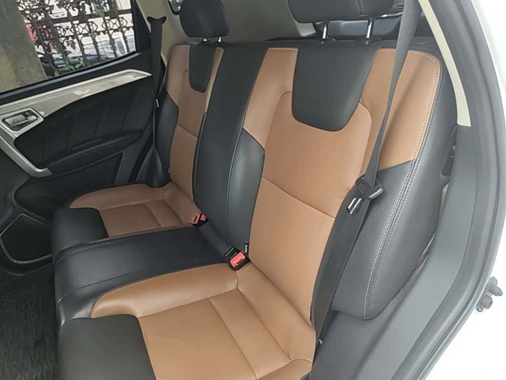 Geely X6, 2017 17