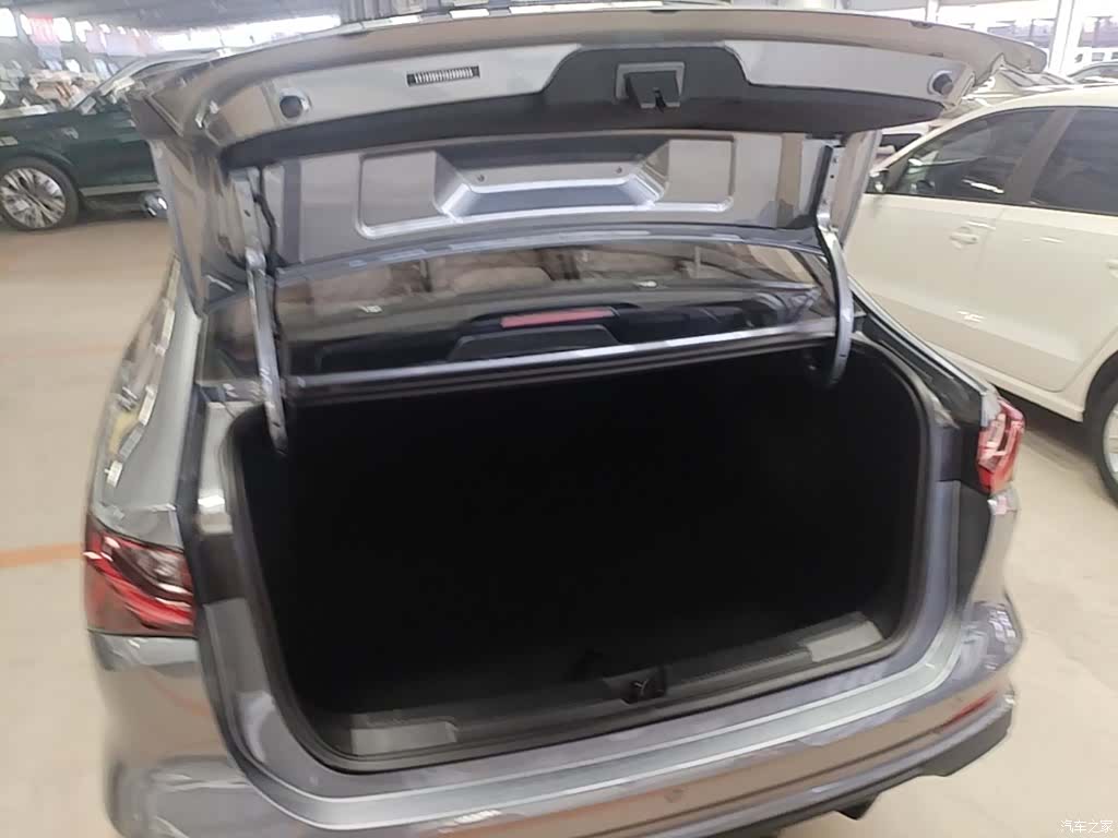 Roewe i5, 2026 19