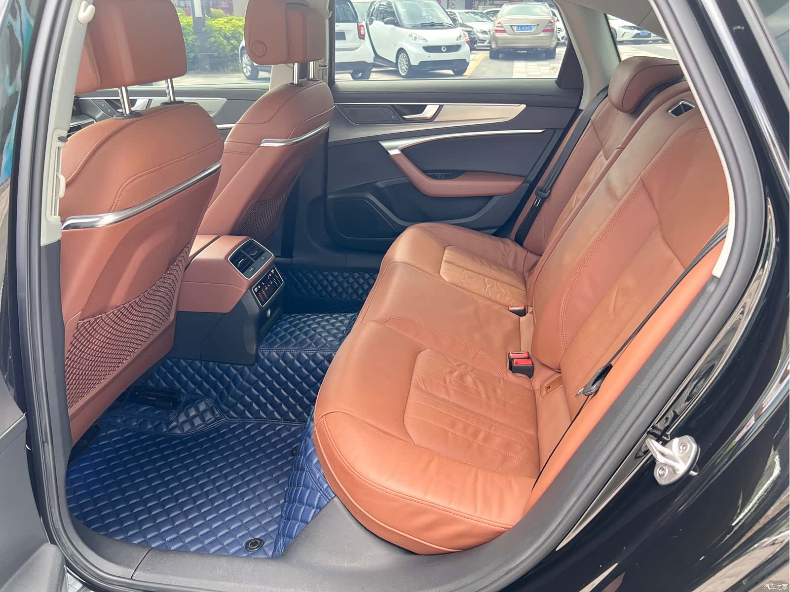 Audi A6L, 2019 11