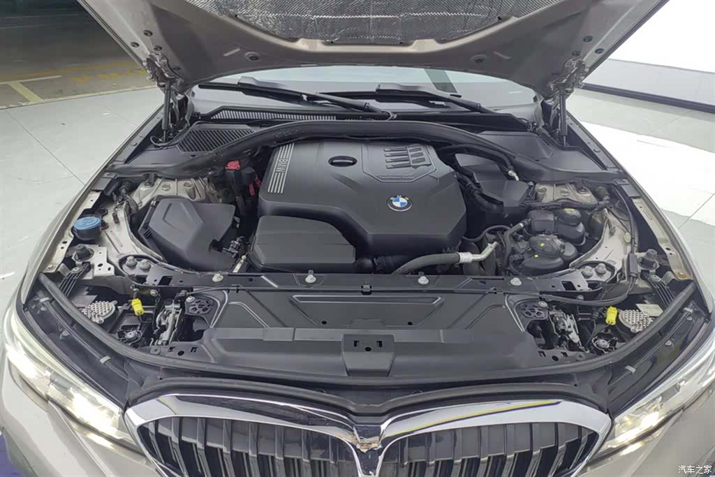 BMW 3 Series, 2020 10