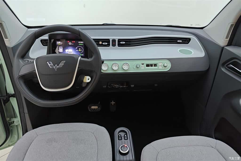 Wuling MINIEV, 2022 12
