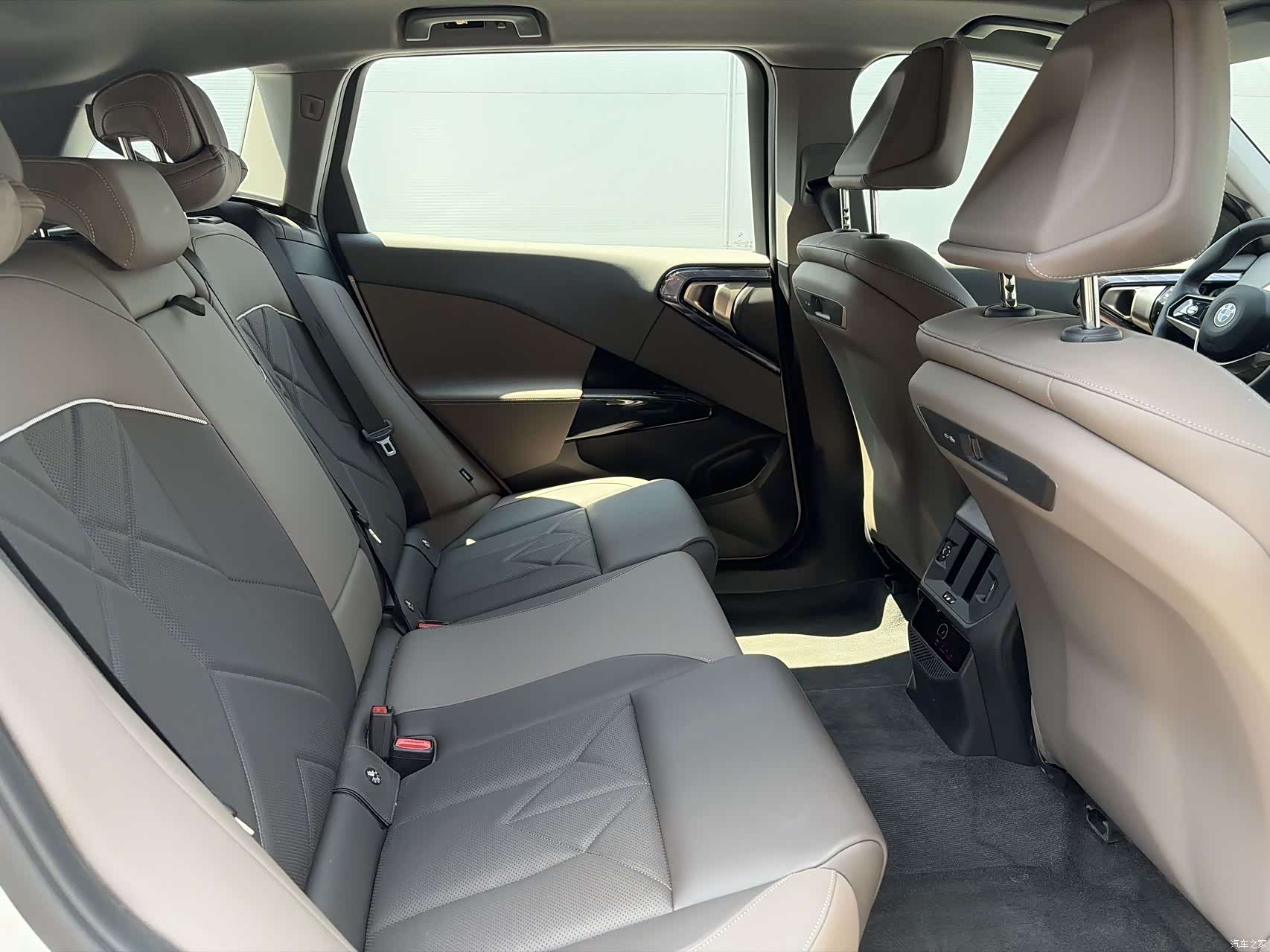 BMW X3, 2025 14