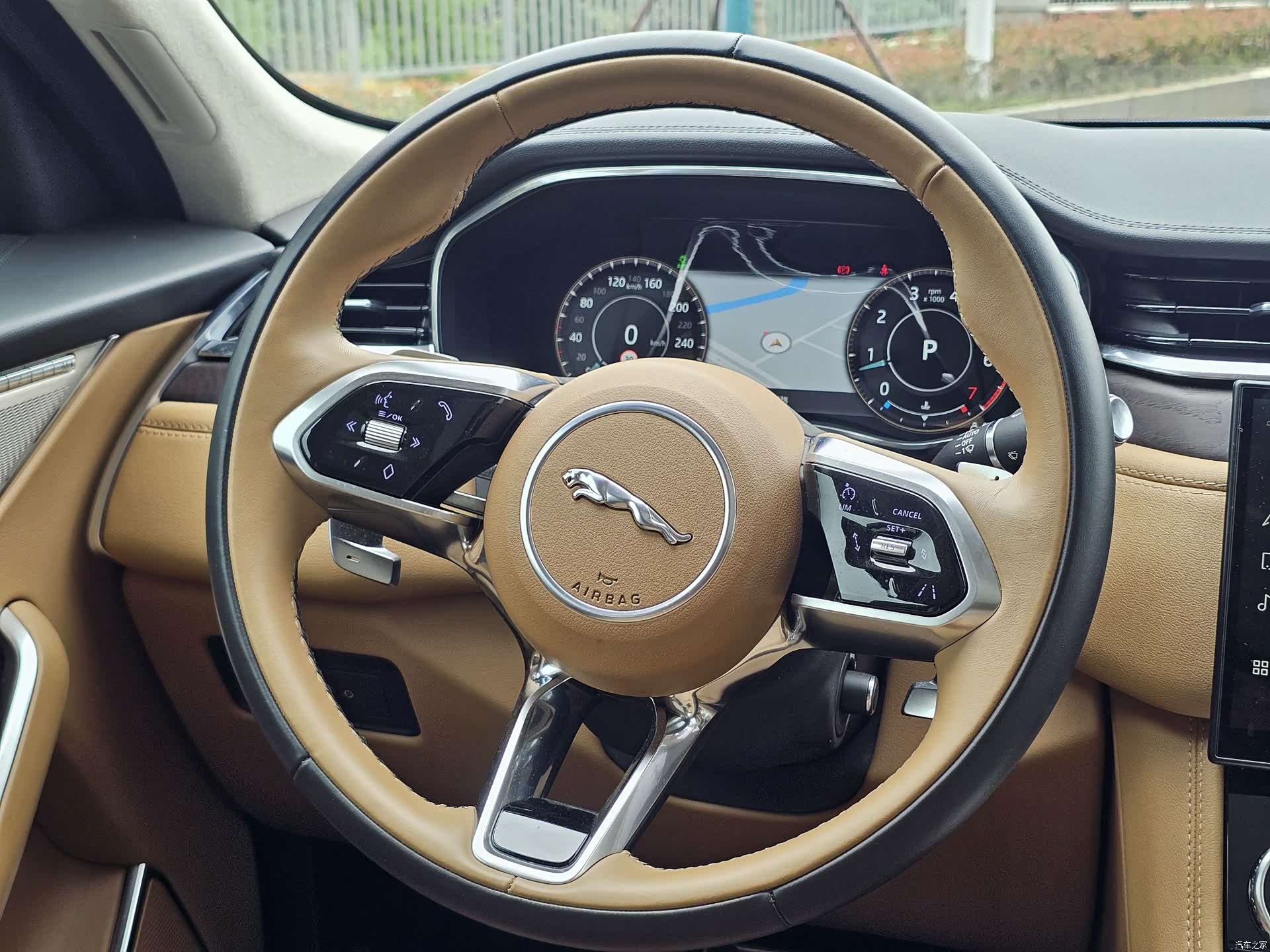 Jaguar F-PACE, 2022 7