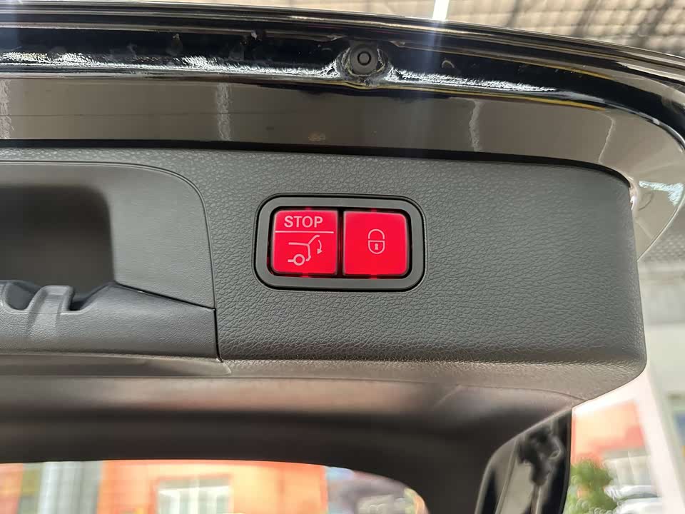 Mercedes-Benz GLC Mercedes-Benz GLC