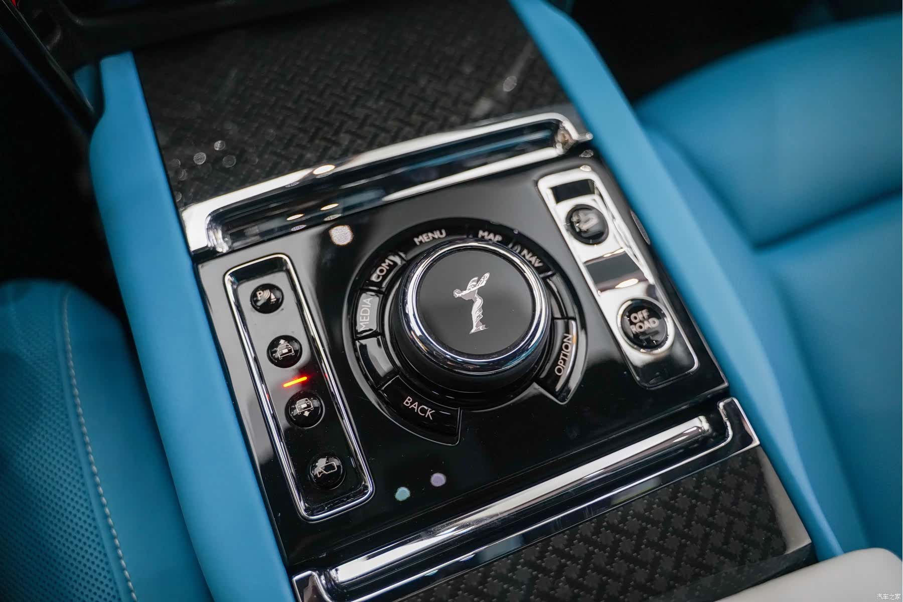 Rolls-Royce Cullinan, 2021 24