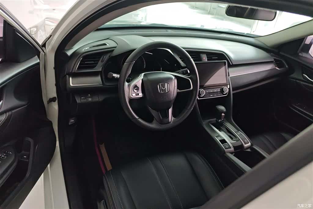 Honda Civic, 2018 12