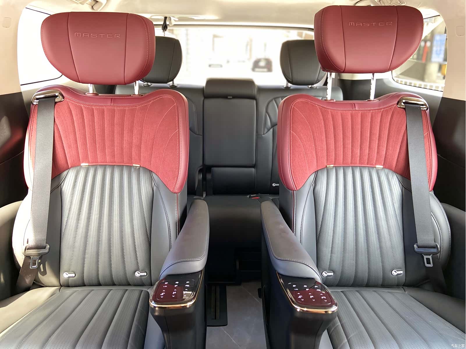 Trumpchi E9, 2024 9