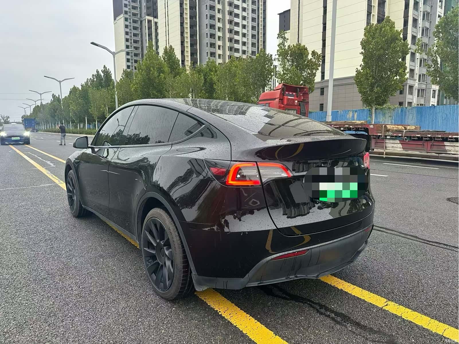 Tesla Model Y, 2023 7