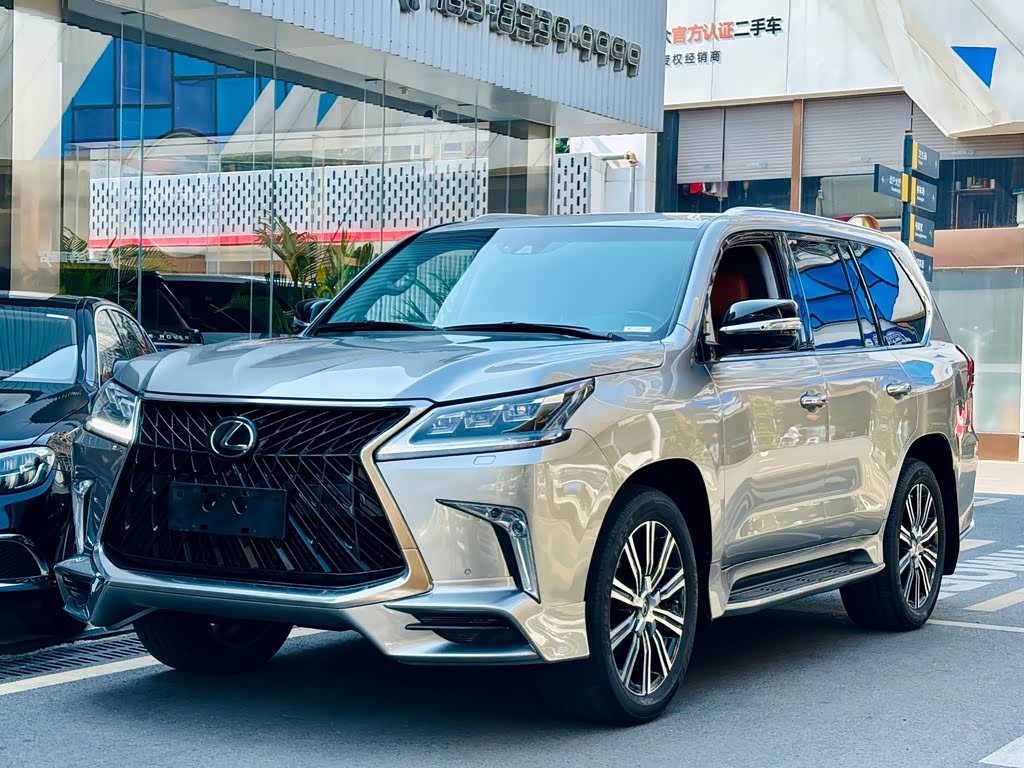Lexus LX 2019 570