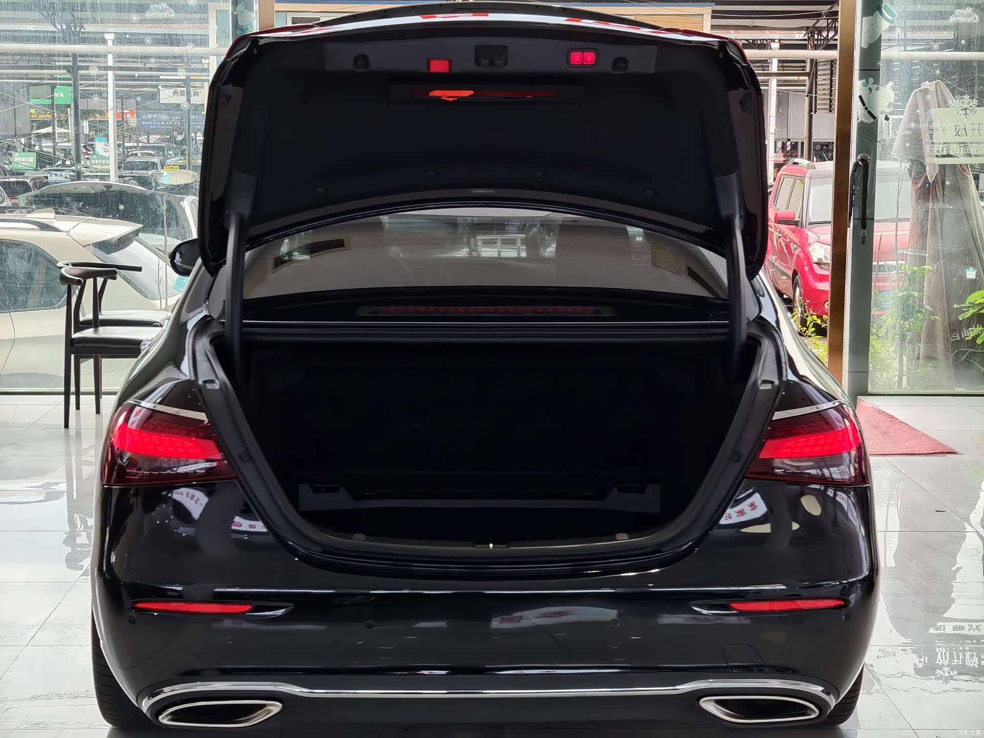 Mercedes-Benz E-Class, 2021 21