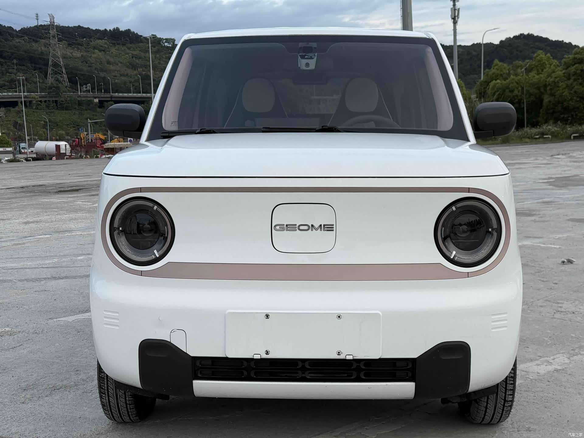 Geely Panda, 2024 3