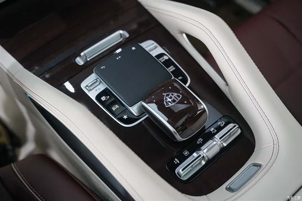 Maybach GLS, 2023 17