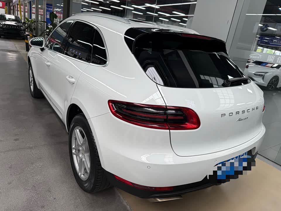 Porsche Macan Porsche Macan