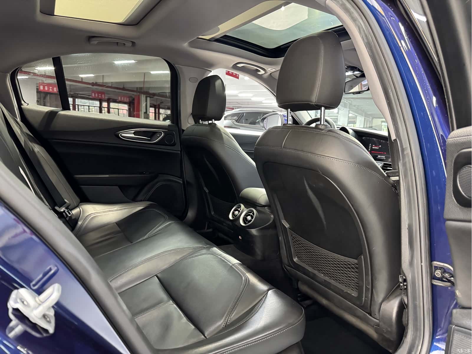 Alfa Romeo Giulia, 2018 17