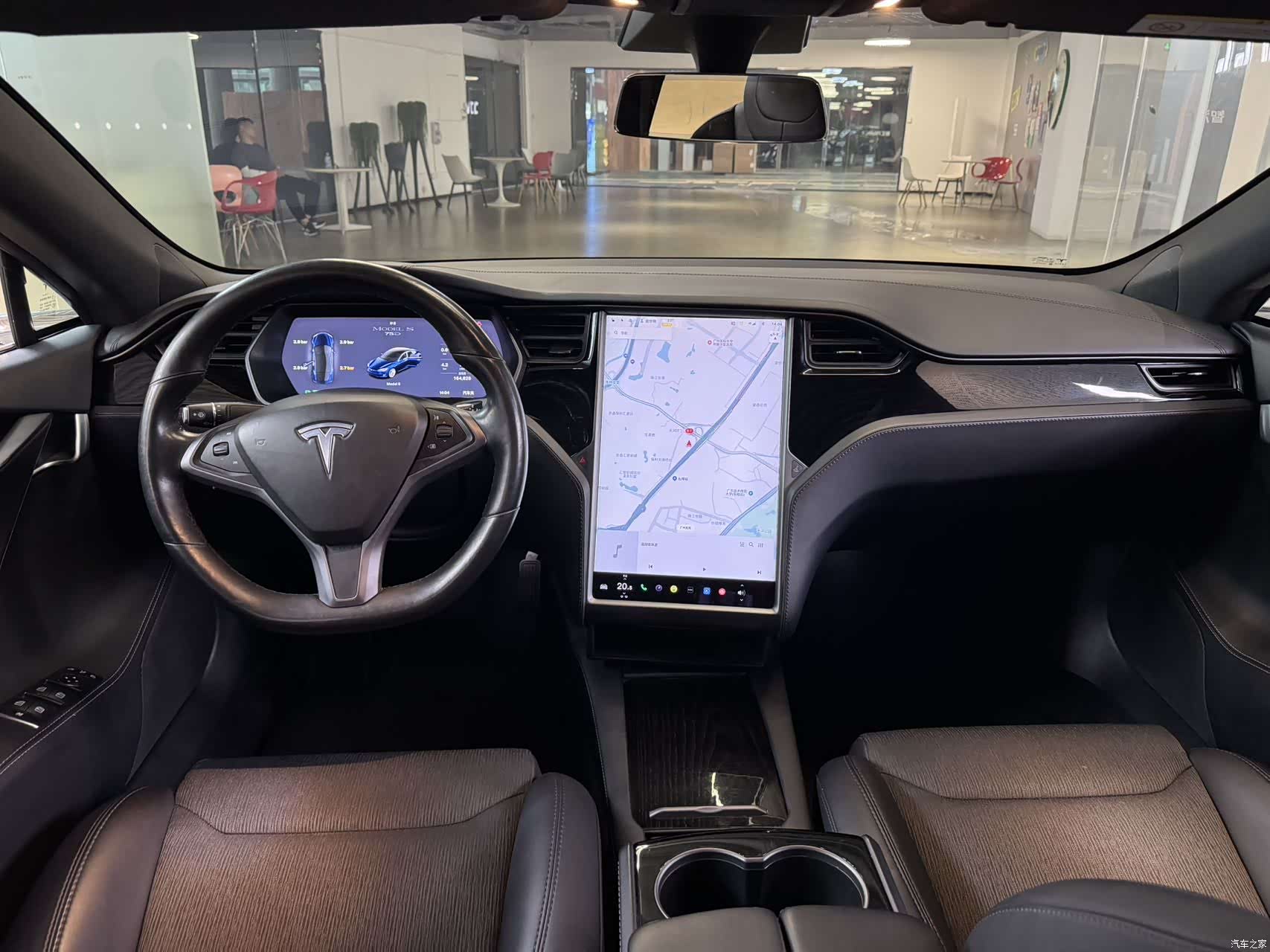 Tesla Model S, 2019 9