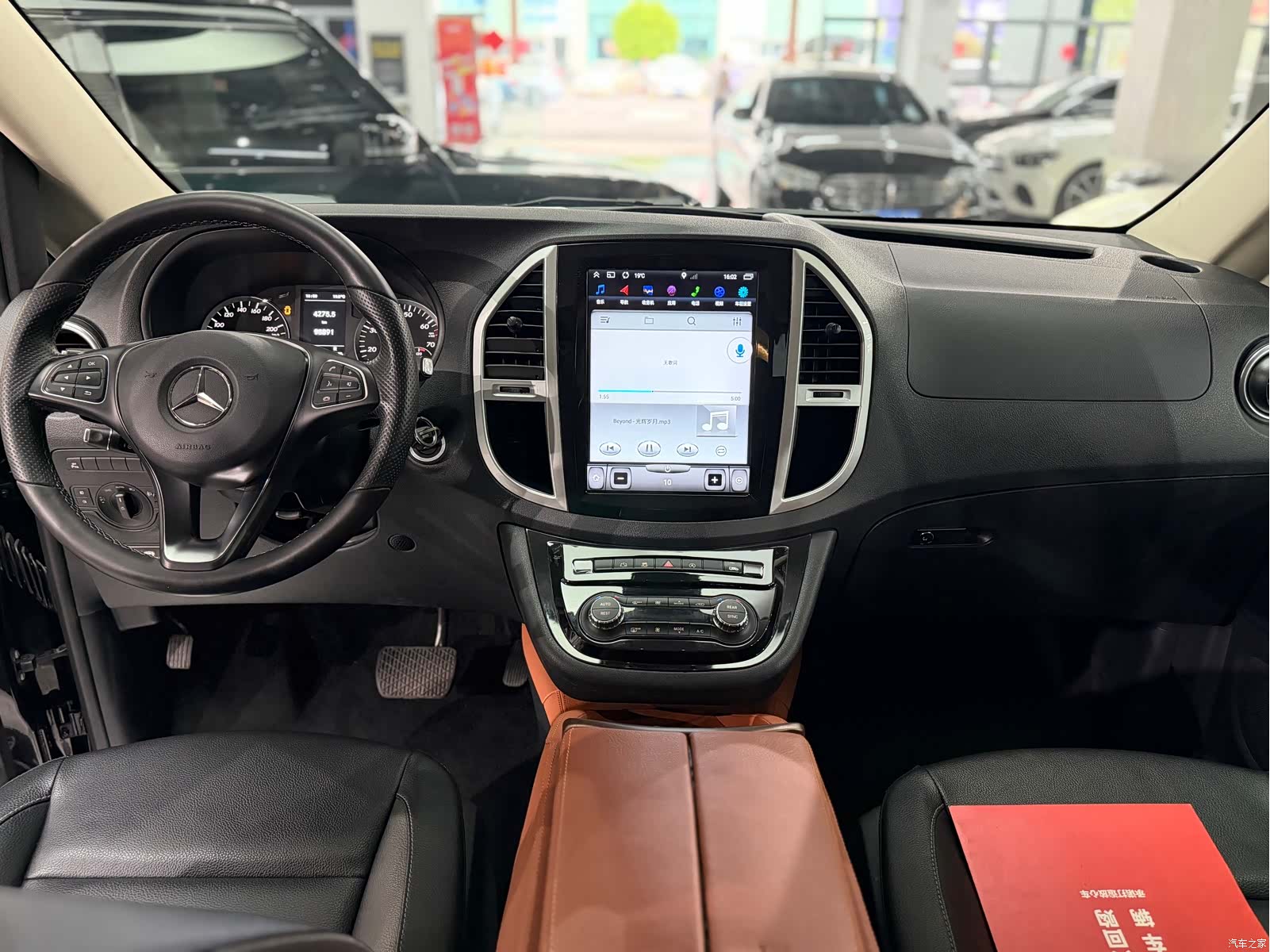 Mercedes-Benz VI, 2019 11