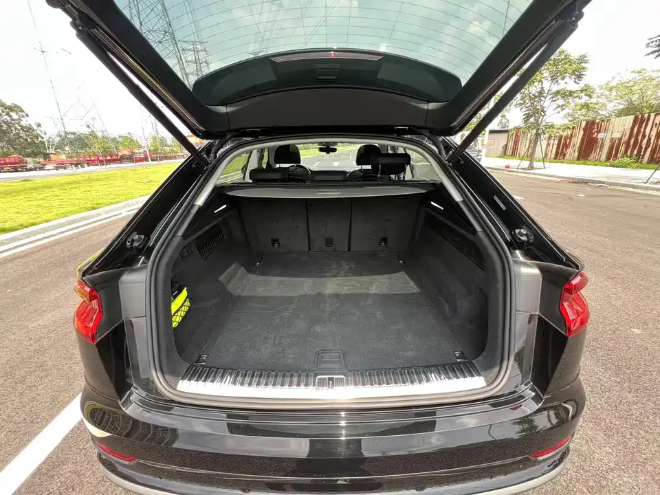 Audi Q8 Audi Q8