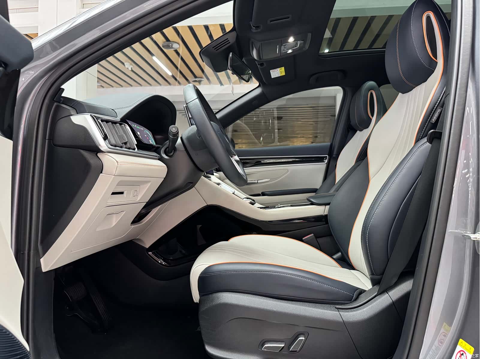 BYD Song, 2023 10