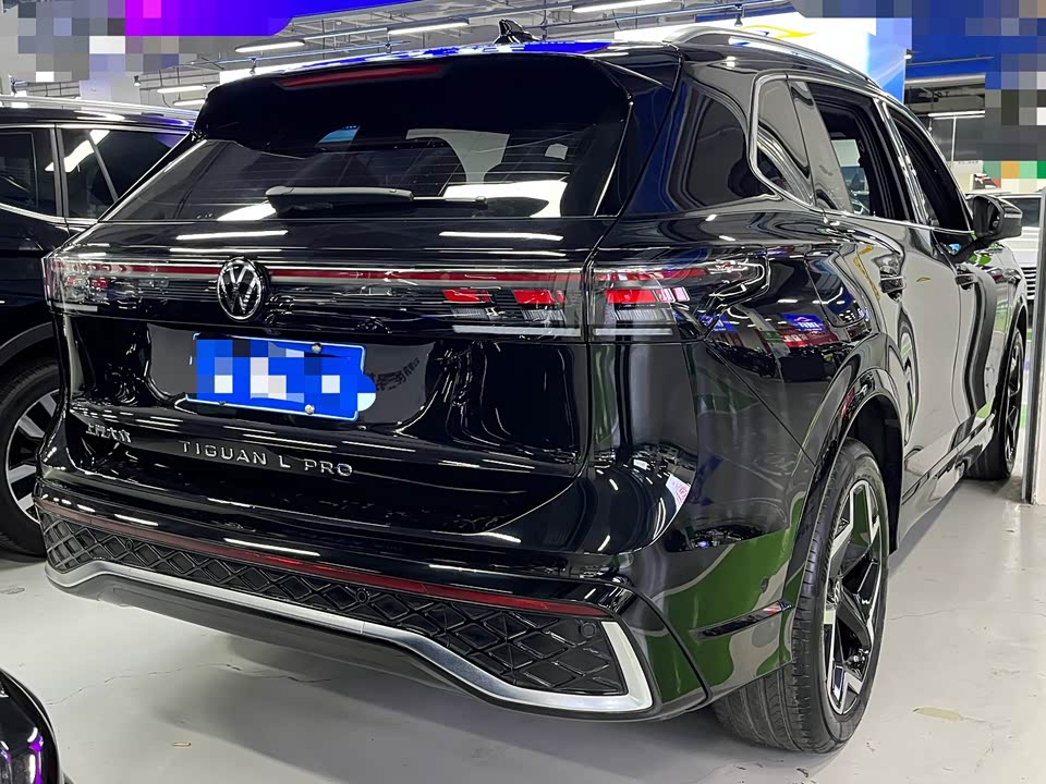 Volkswagen Tiguan L