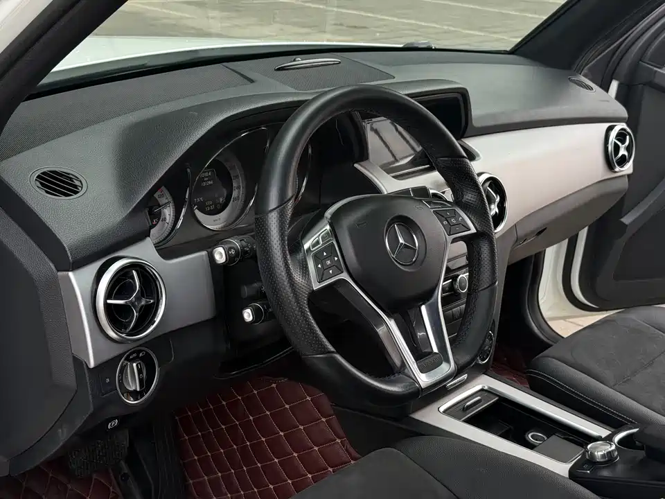 Mercedes-Benz GLK class