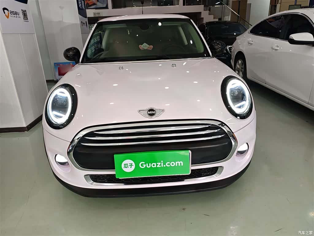 Mini ONE, 2017 3