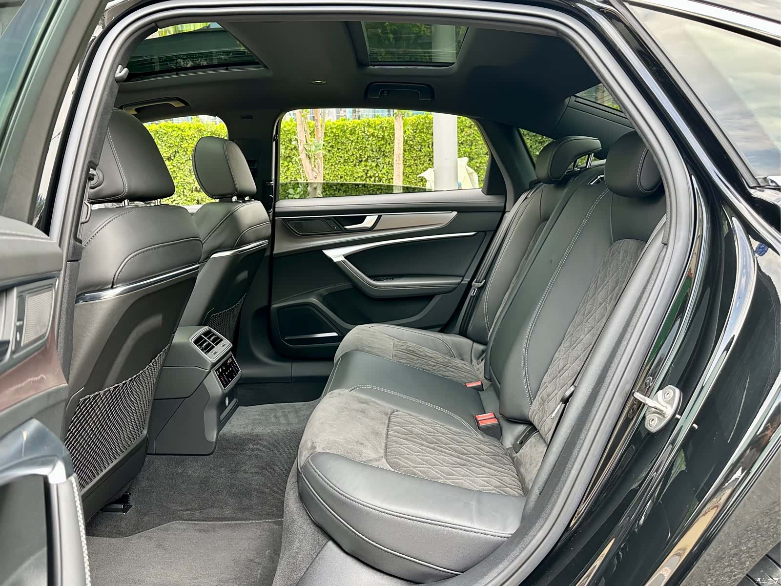 Audi A6L, 2020 11