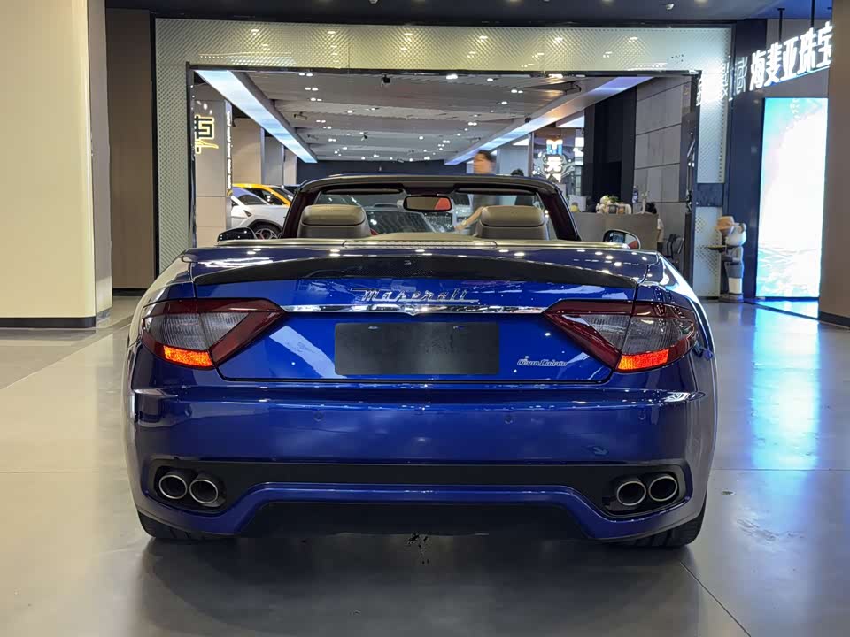 Maserati GranCabrio Maserati GranCabrio