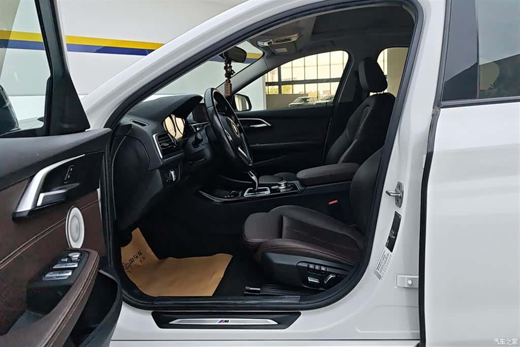 BMW 1 Series, 2021 9