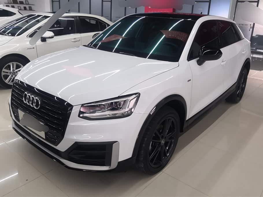 Audi Q2L