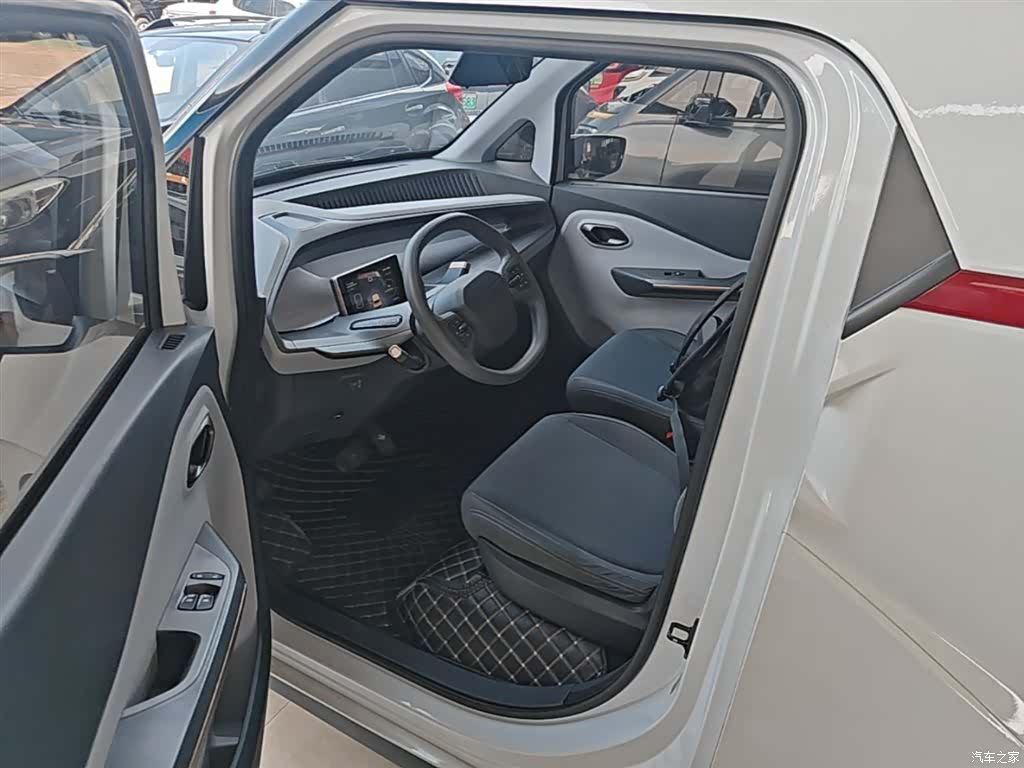 Wuling NanoEV, 2022 12