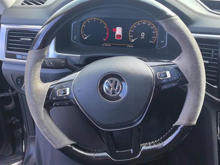 Volkswagen Tourang