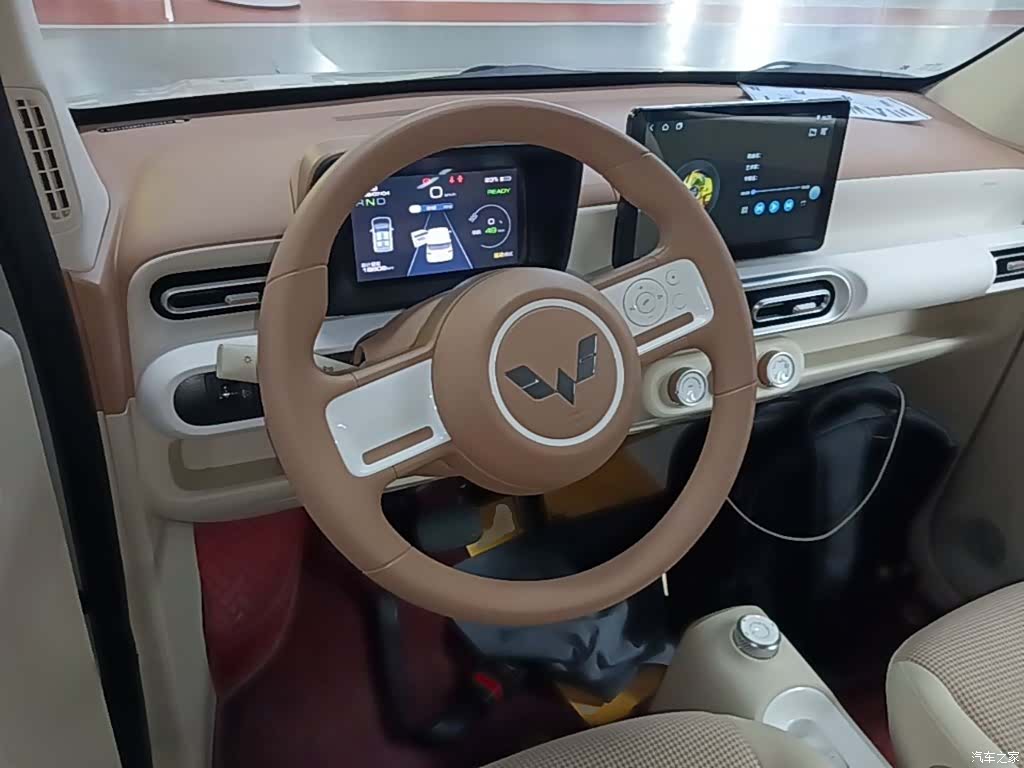 Wuling MINIEV, 2024 11