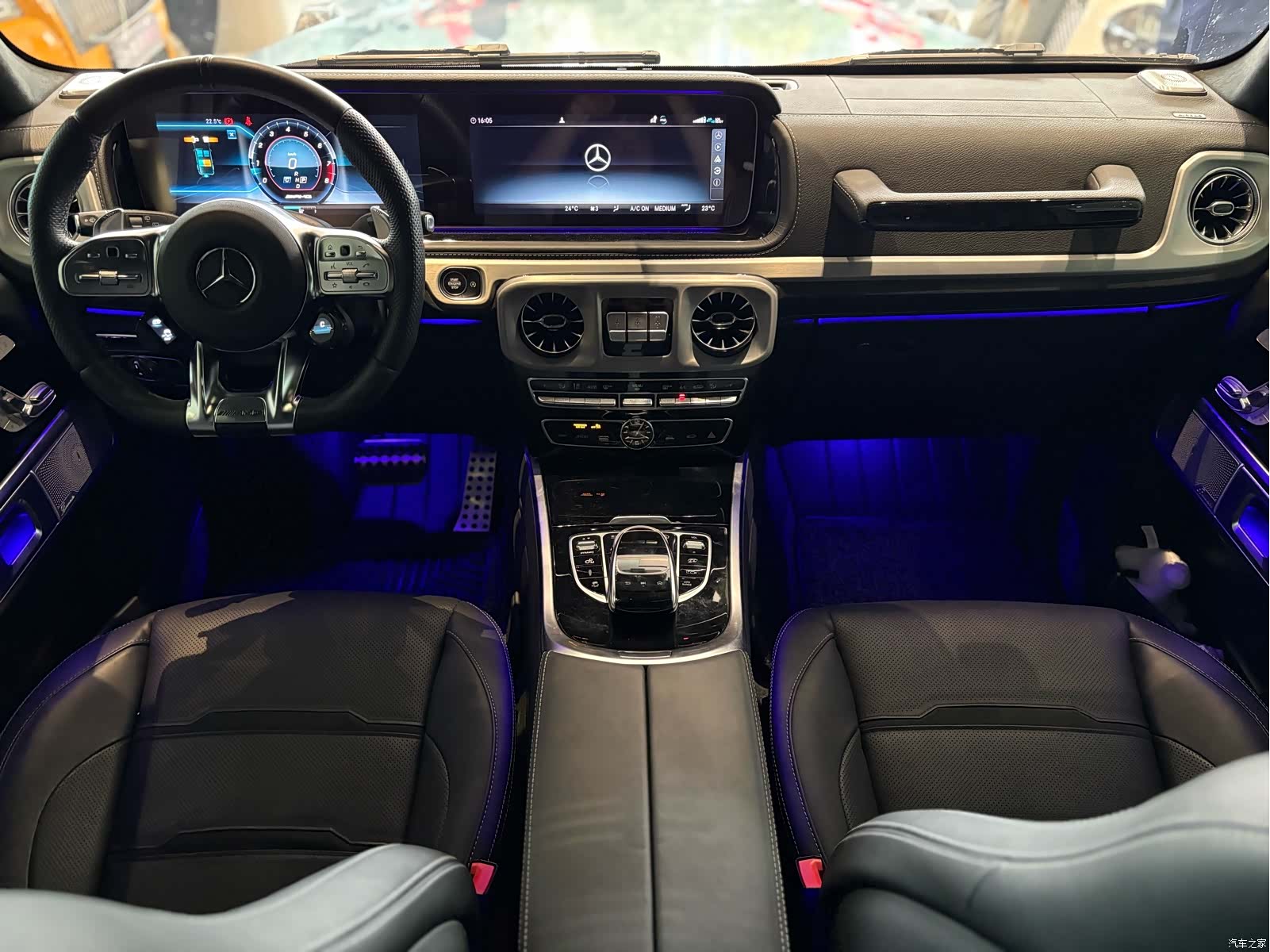 Mercedes-Benz G-Class, 2023 19