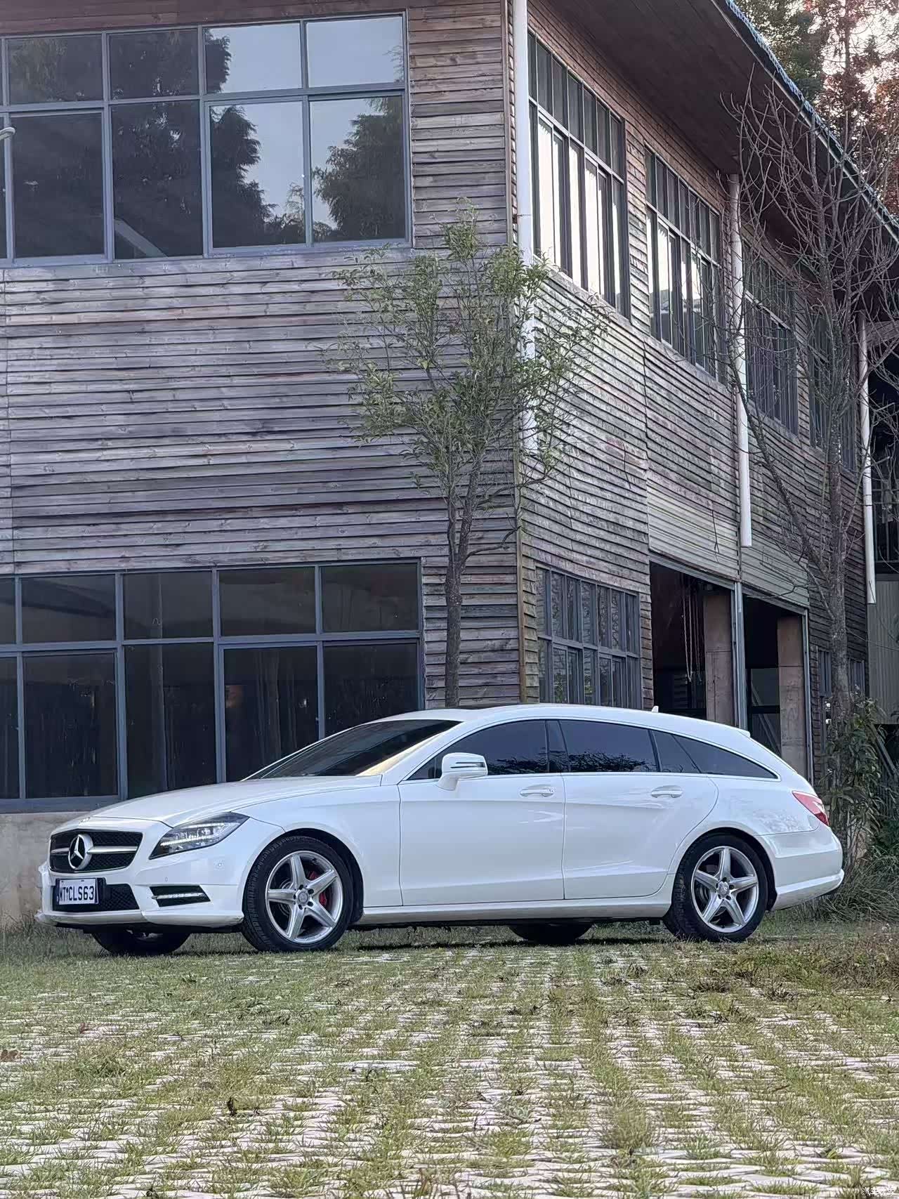 Mercedes-Benz CLS, 2014 1