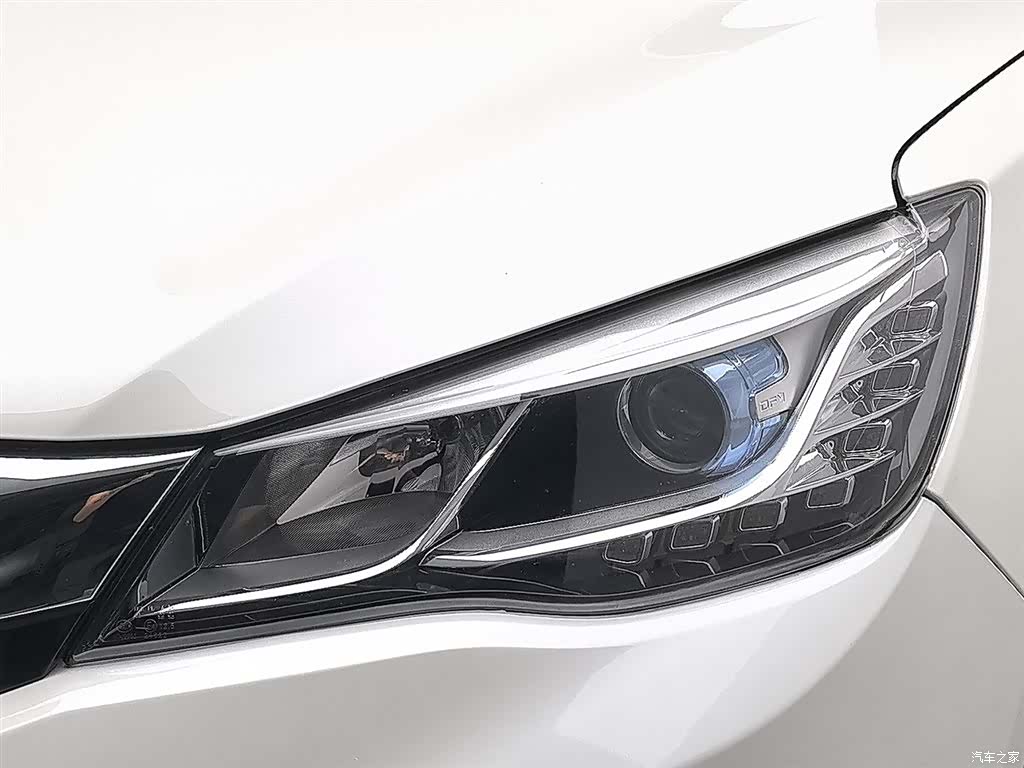 DongFeng AX5, 2017 7
