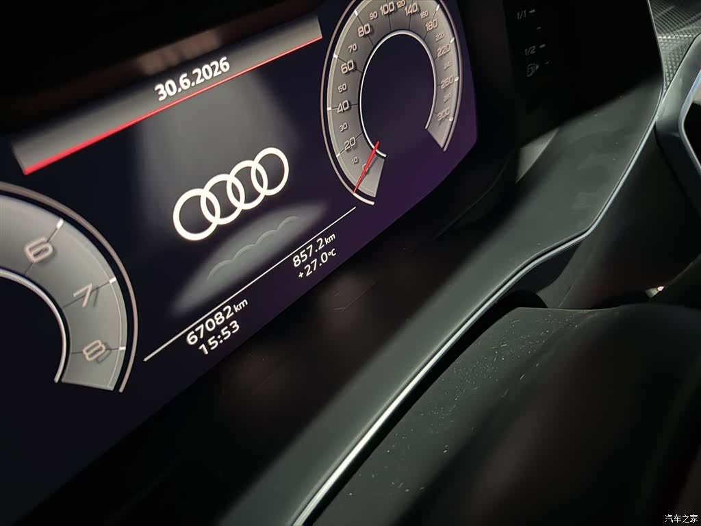 Audi A6L, 2022 все фото