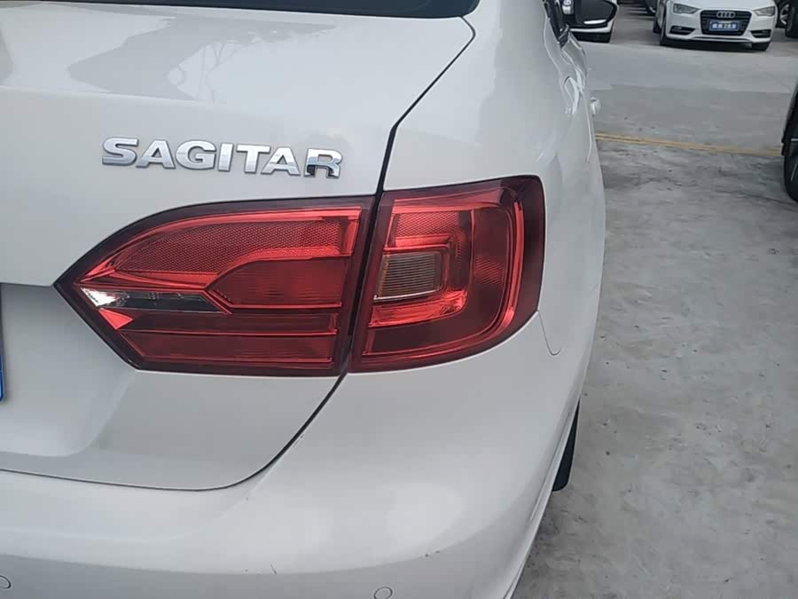 Volkswagen Sagitar 2014, фото 8