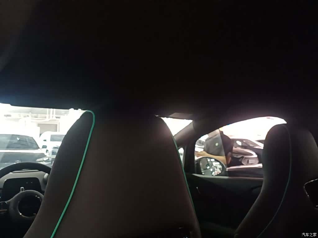 BYD Dolphin, 2024 18
