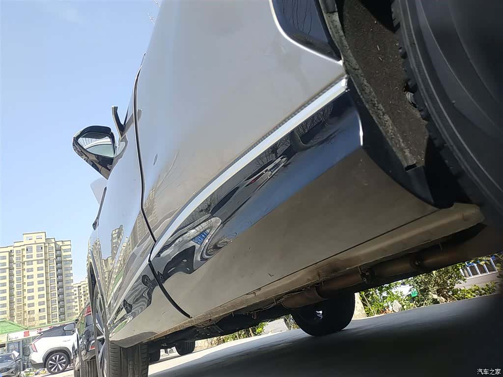 Roewe RX5, 2023 22