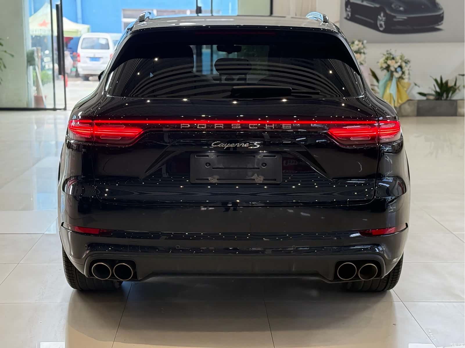 Porsche Cayenne, 2022 все фото