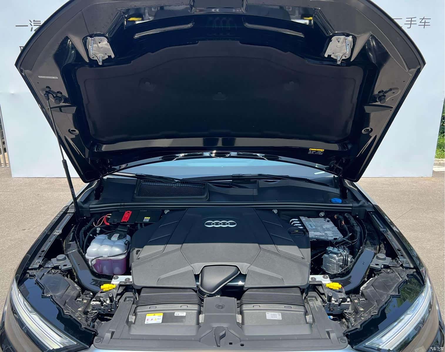 Audi Q7, 2025 12