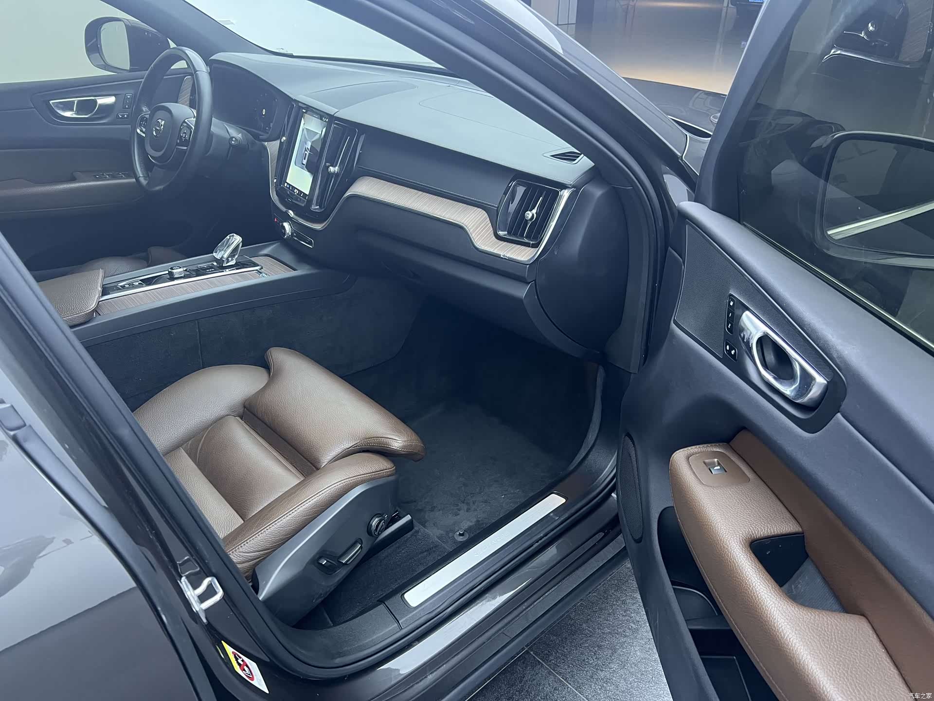 Volvo XC60, 2022 10
