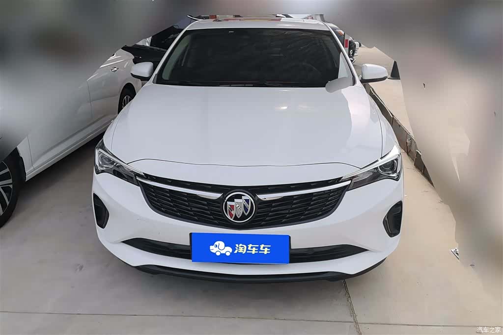 Buick Verano, 2022 2
