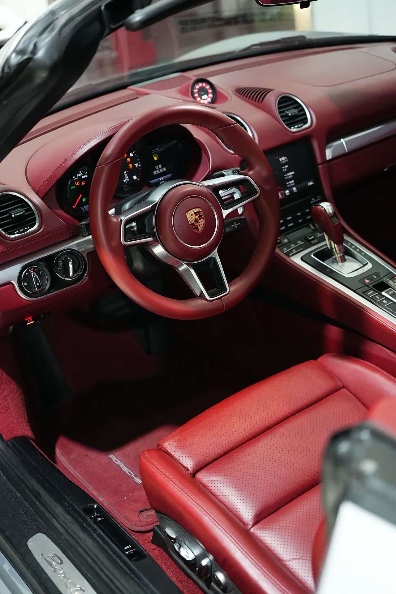 Porsche Boxster, 2018 17