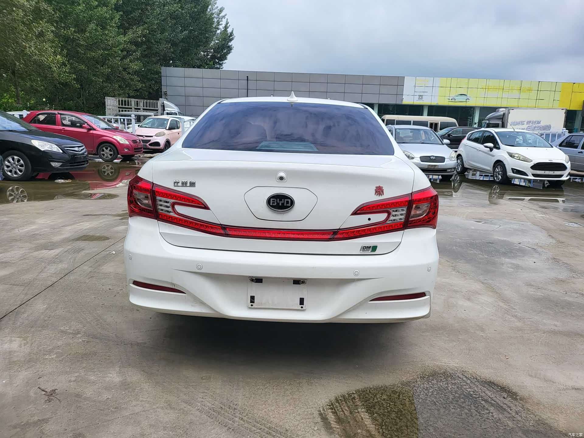 BYD Qin, 2015 8