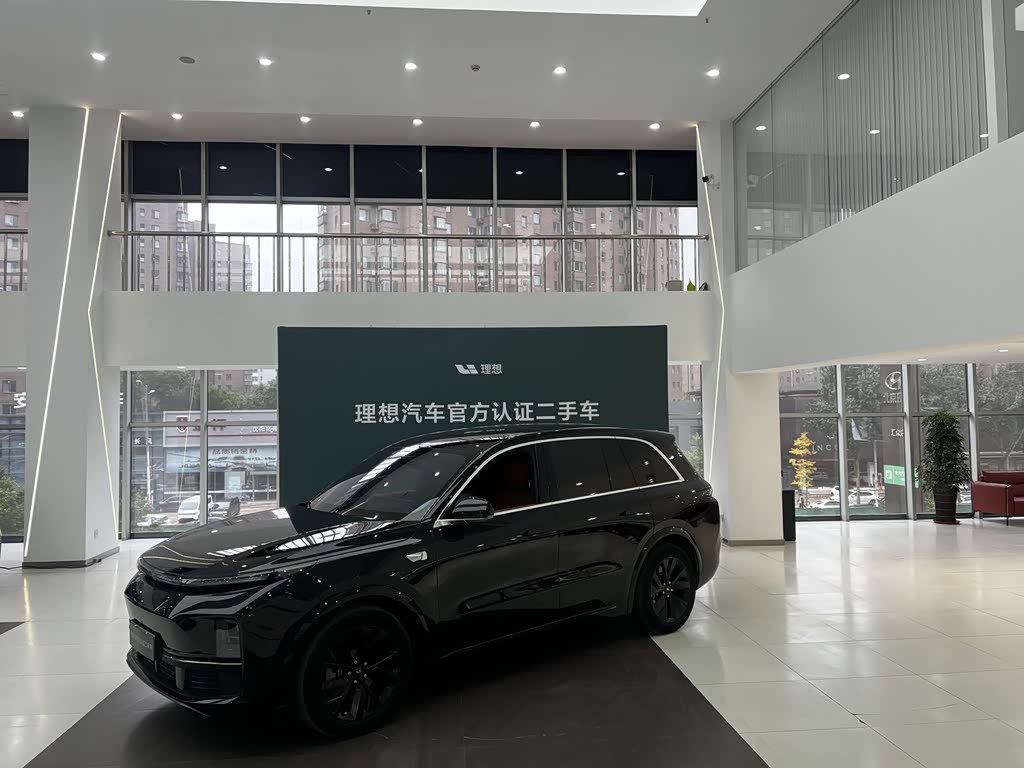 Li Auto L8 2024 Pro