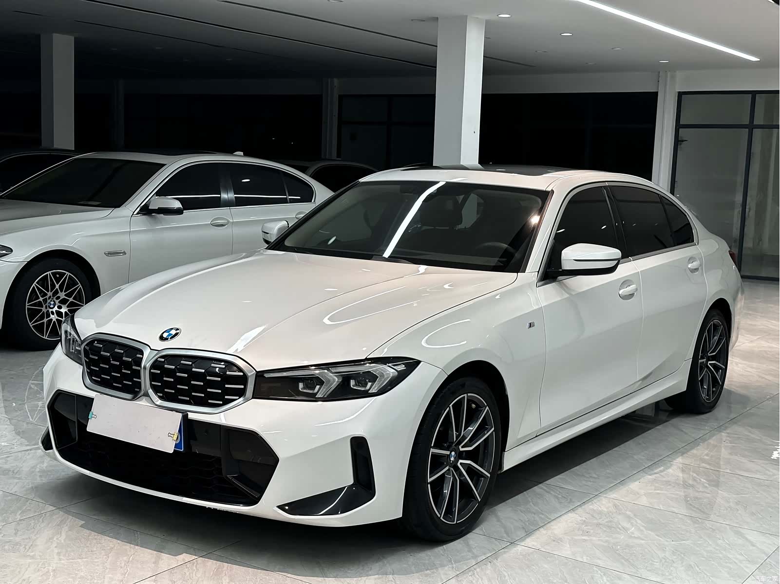 BMW 3 Series, 2023 1
