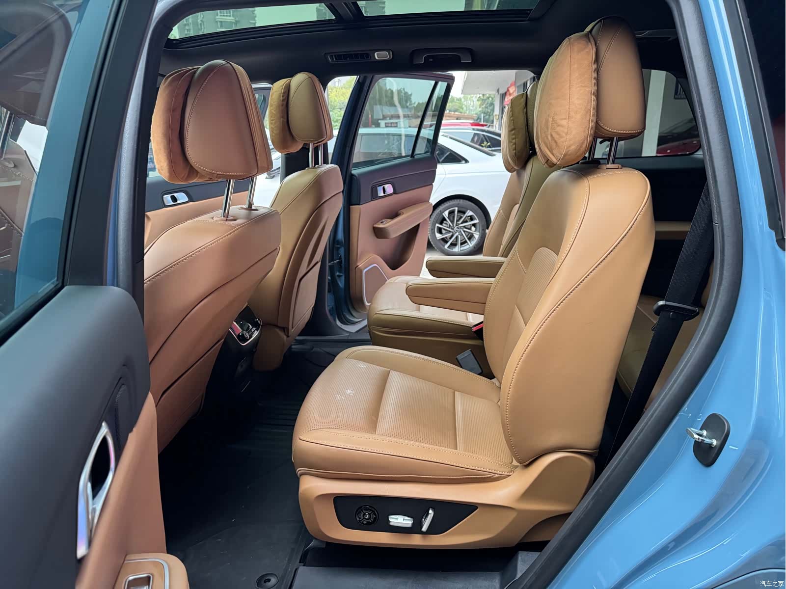 Li Auto ONE, 2022 11